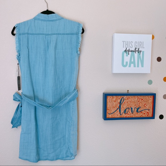 Vince Camuto Chambray Shirtdress - Picture 4 of 6